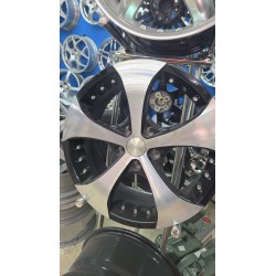 JUEGO 4 LLANTAS AKUMA 7X17 5X114.3 ET40 67,1