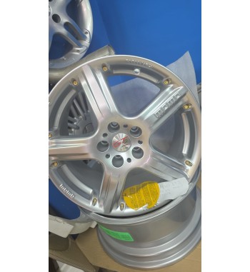 Llantas MOMO GT2 7.5x16 5x100 ET35 – Juego 4 unidades