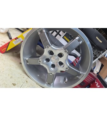 Llantas MOMO Tuner 8x17 5x100 ET35 – Juego 4 unidades
