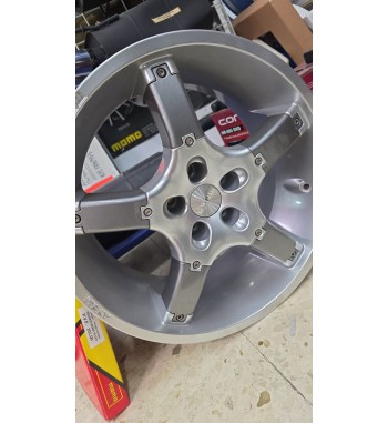 Llantas MOMO Tuner 8x17 5x100 ET35 – Juego 4 unidades