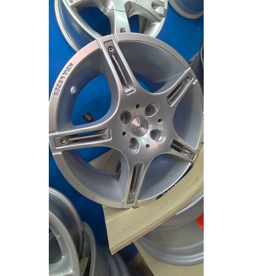 Llantas MOMO X1 7.5x16 4x100 ET35 – Juego 4 unidades