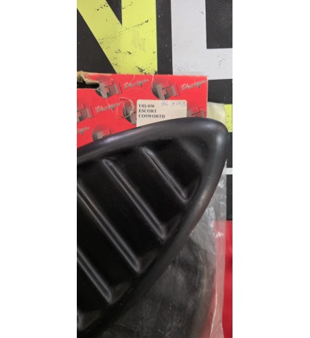 Tomas de aire de fibra Escort Cosworth FI Design | Juego 2 uds