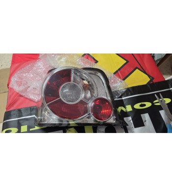 Piloto trasero izquierdo BMW E36 Compact 94–00 rojo/blanco cromado