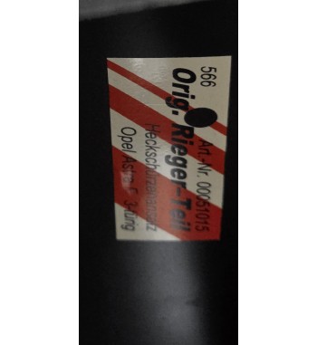 Faldón trasero compatible con Opel Astra F de 3 puertas, fabricado para sustituir el faldón original o para proyectos de restaur