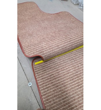 JUEGO ALFORMBRAS ORIGINALES MOQUETA SEAT 127 MARRON