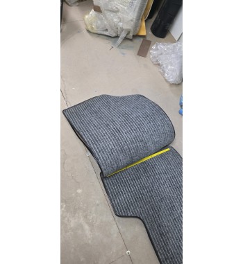 JUEGO ALFORMBRAS ORIGINALES MOQUETA RENAULT 14 NEGRO